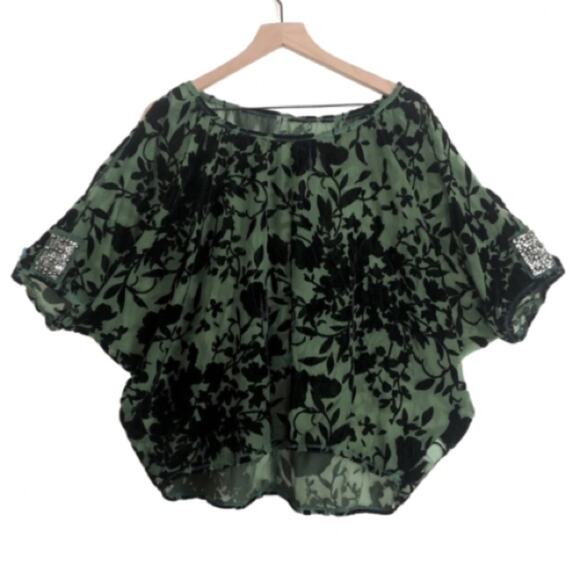 Awake Couture Tops - Awake Couture Green Black Velvet Velour Floral Flutter Sleeve Blouse Top Large